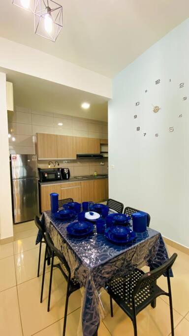 The Icon4 In Ioi Mall Putrajaya, Netflix Apartment Putrajaya