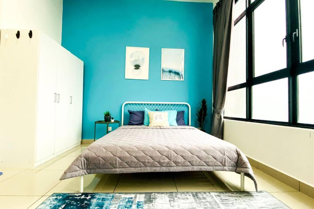 The Icon4 In Ioi Mall Putrajaya, Netflix Apartment