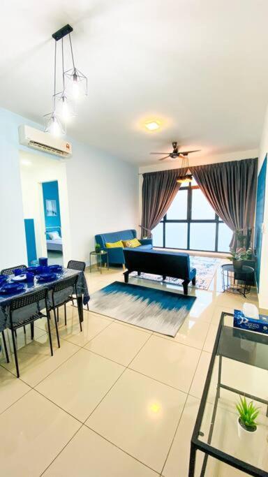 The Icon4 In Ioi Mall Putrajaya, Netflix Apartment Putrajaya